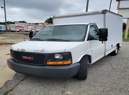 Used 2012 10 ' Box Truck for sale