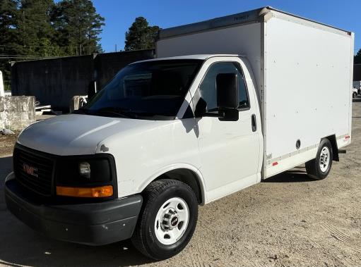 Used 2012 10 ' Box Truck for sale