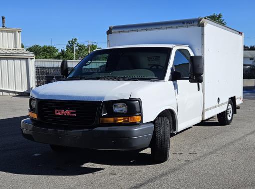 Used 2012 10 ' Box Truck for sale