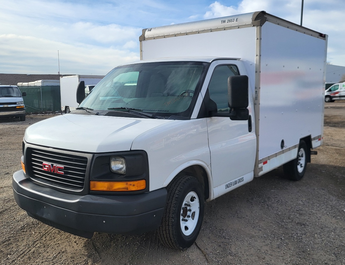Used 2013 10 ' Box Truck for sale