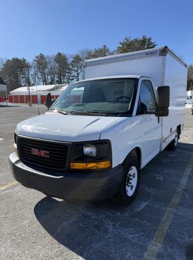 Used 2013 10 ' Box Truck for sale