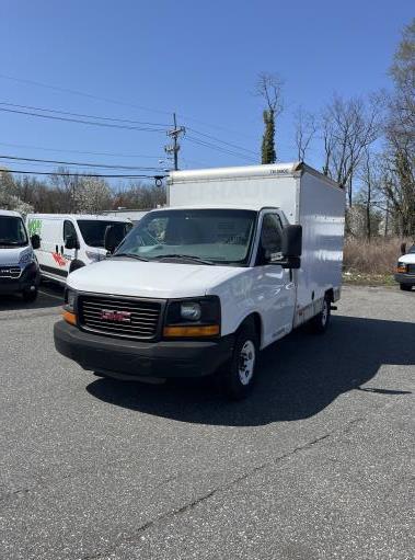 Used 2013 10 ' Box Truck for sale