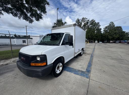Used 2013 10 ' Box Truck for sale