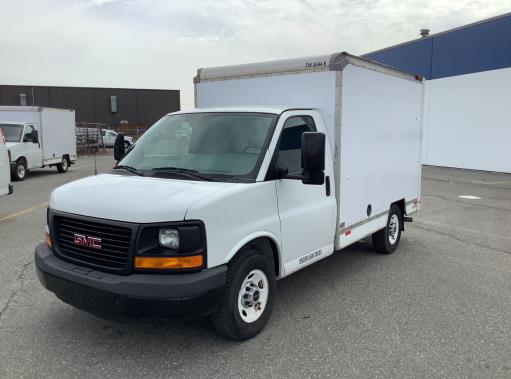 Used 2013 10 ' Box Truck for sale