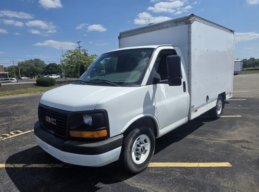 Used 2013 10 ' Box Truck for sale