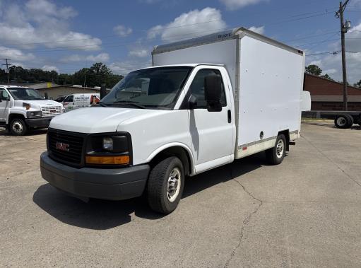 Used 2013 10 ' Box Truck for sale