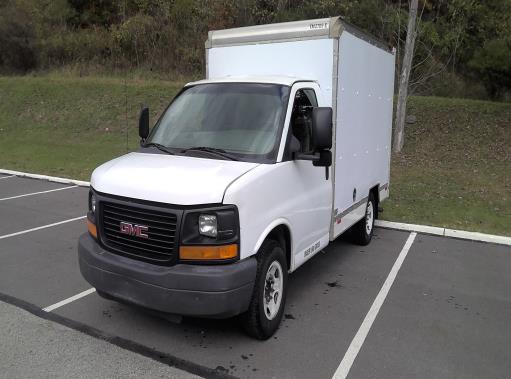 Used 2013 10 ' Box Truck for sale
