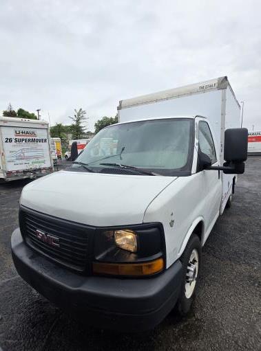 Used 2012 10 ' Box Truck for sale