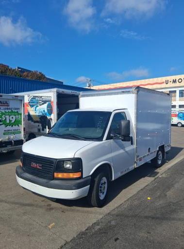 Used 2013 10 ' Box Truck for sale