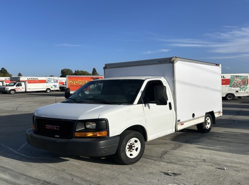 Used 2012 10 ' Box Truck for sale