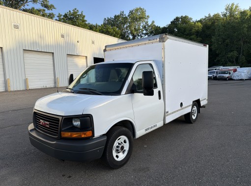 Used 2013 10 ' Box Truck for sale