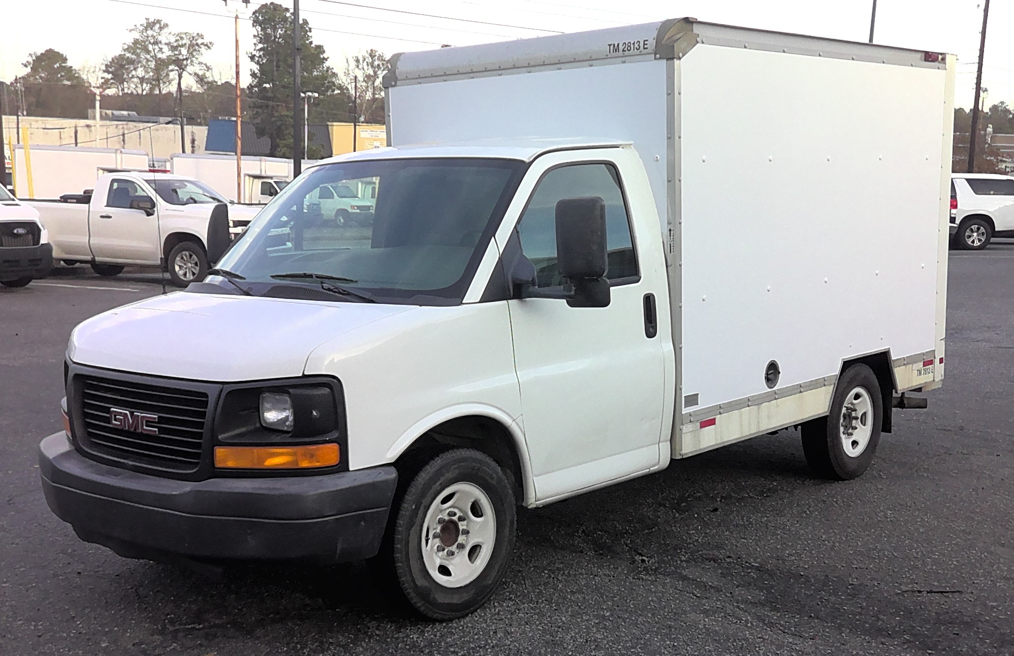 Used 2013 10 ' Box Truck for sale