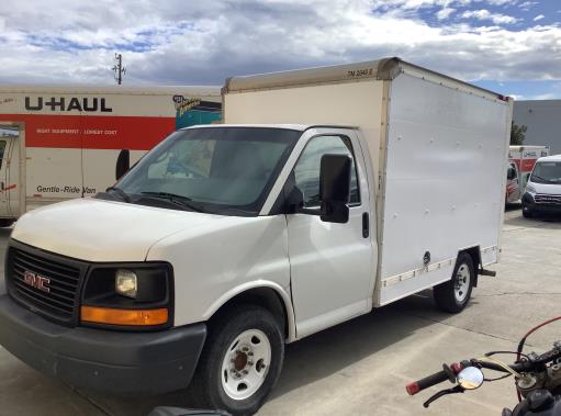 Used 2013 10 ' Box Truck for sale