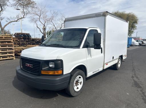 Used 2013 10 ' Box Truck for sale