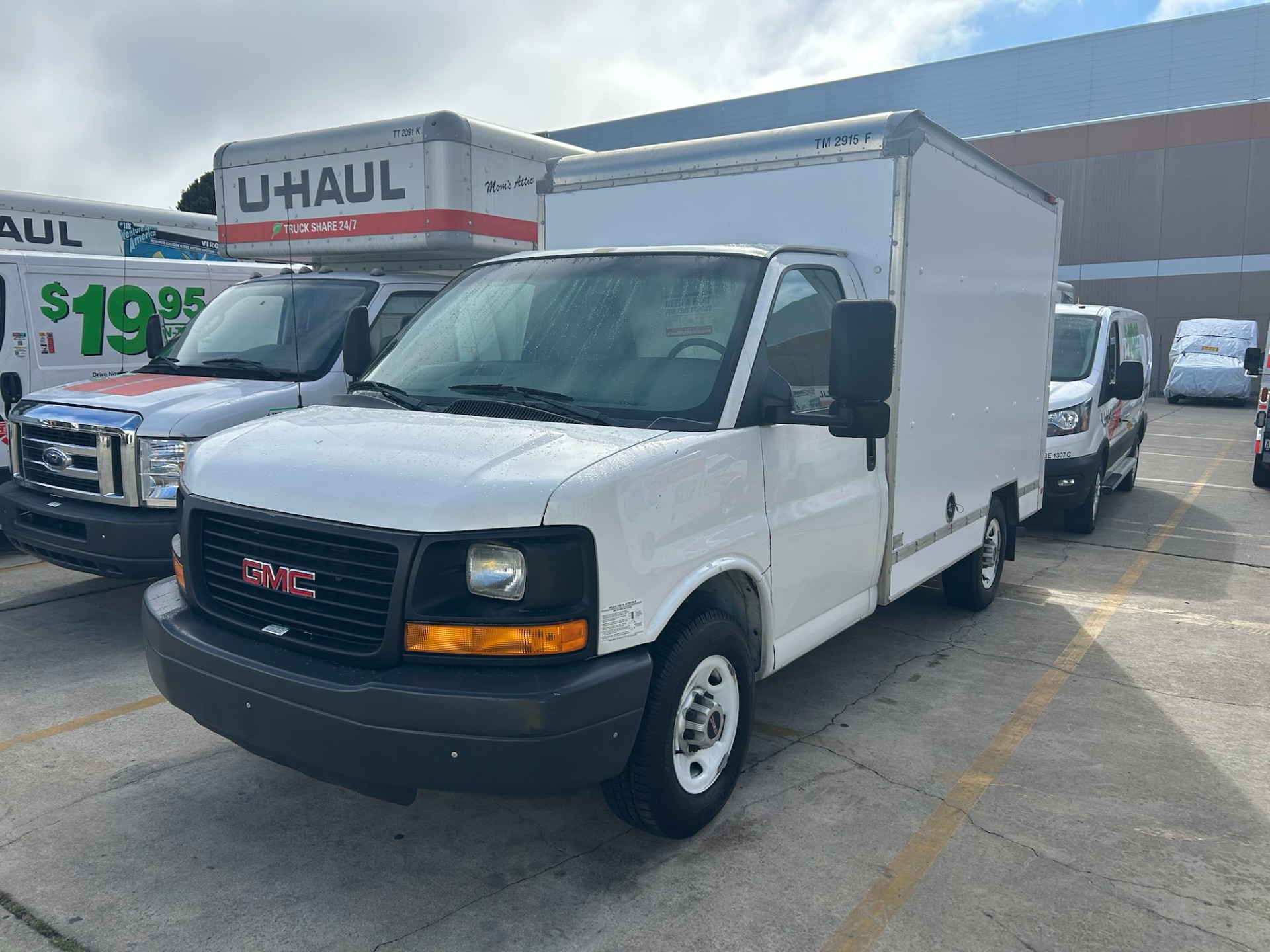 Used 2012 10 ' Box Truck for sale