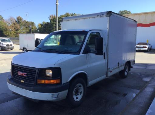 Used 2012 10 ' Box Truck for sale
