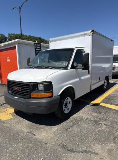 Used 2012 10 ' Box Truck for sale
