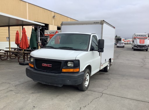 Used 2013 10 ' Box Truck for sale
