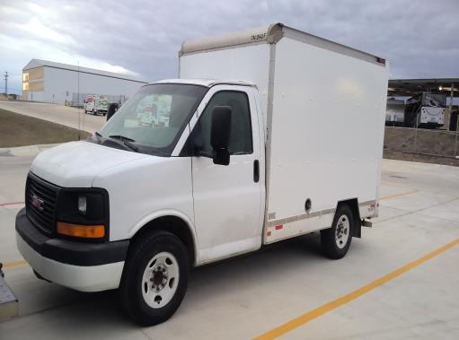 Used 2012 10 ' Box Truck for sale