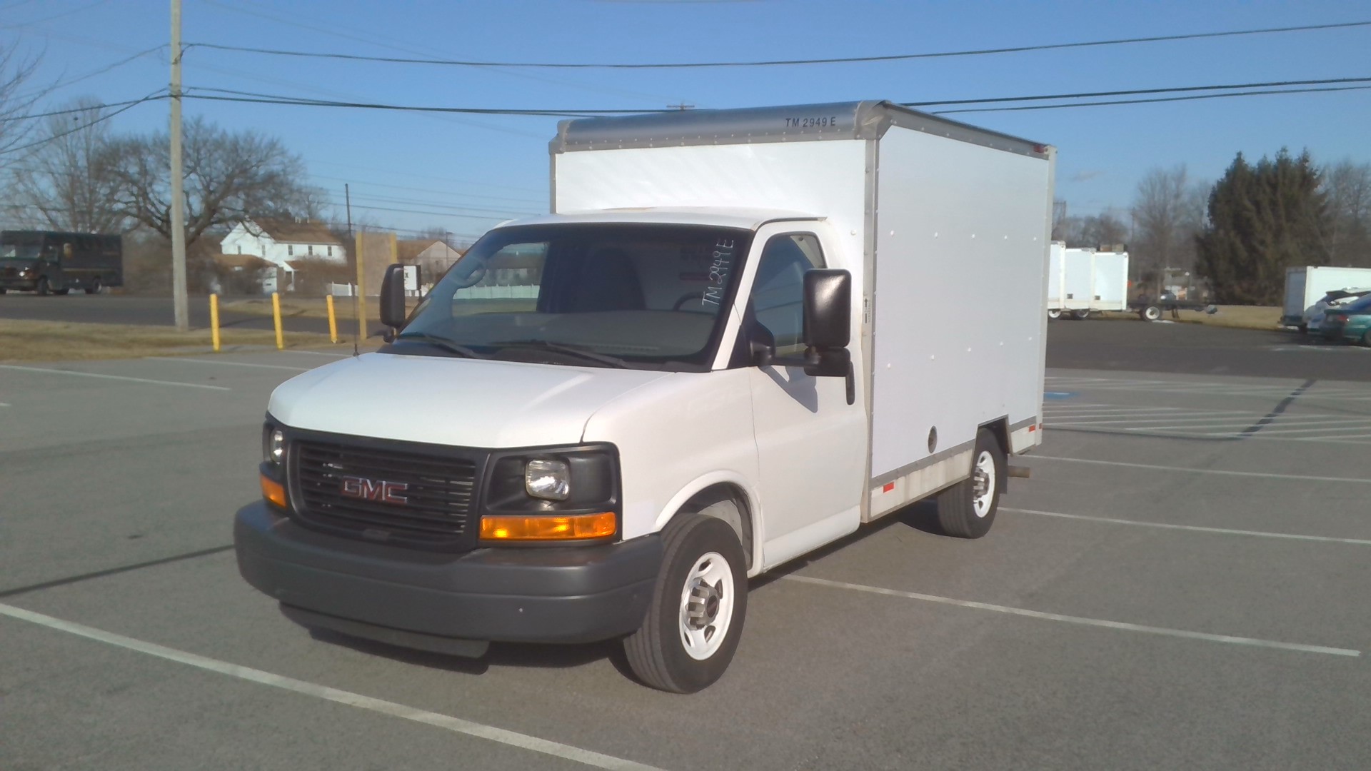 Used 2013 10 ' Box Truck for sale