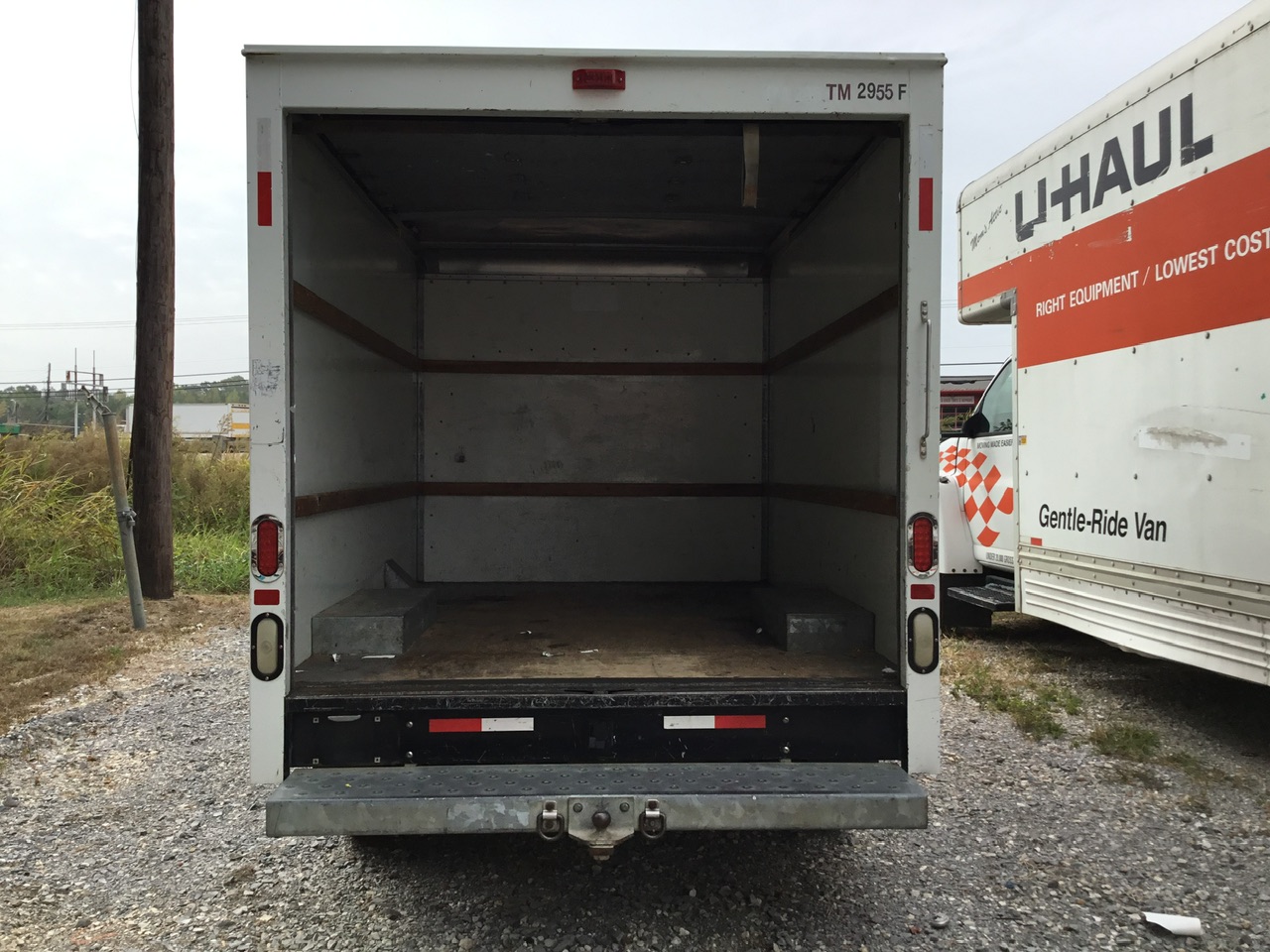 2012 10' Box Truck for Sale in Jackson, MS 39204 UHaul Truck Sales