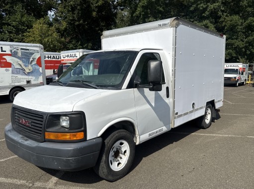 Used 2012 10 ' Box Truck for sale