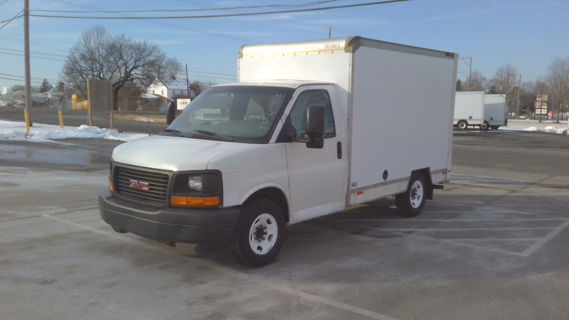 Used 2013 10 ' Box Truck for sale