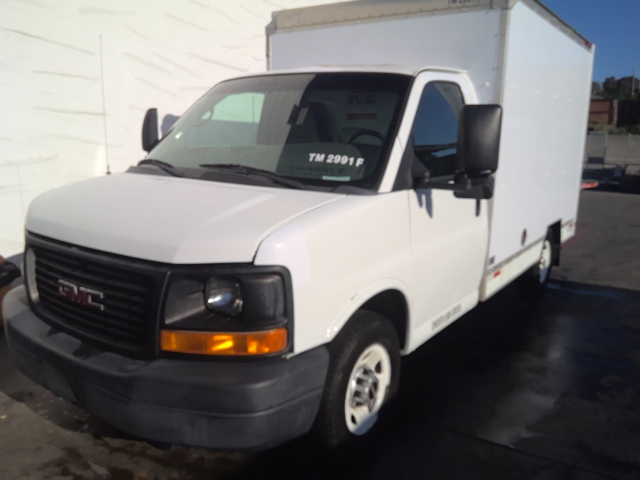 Used 2012 10 ' Box Truck for sale