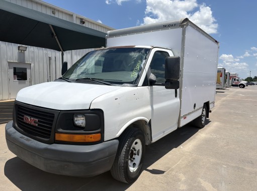 Used 2012 10 ' Box Truck for sale