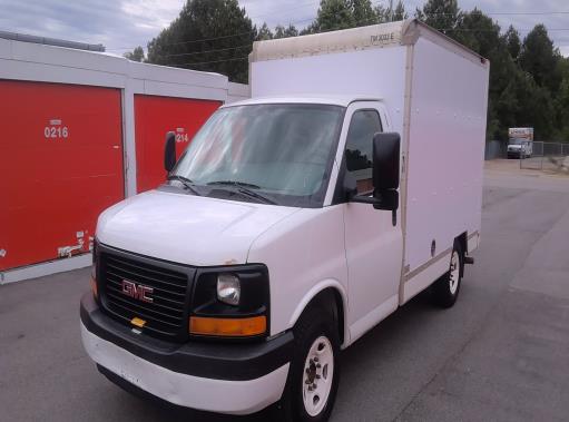 Used 2013 10 ' Box Truck for sale