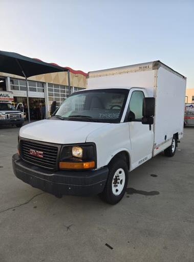 Used 2013 10 ' Box Truck for sale