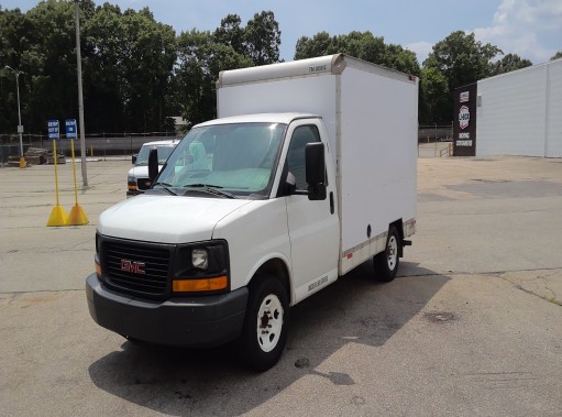 Used 2013 10 ' Box Truck for sale