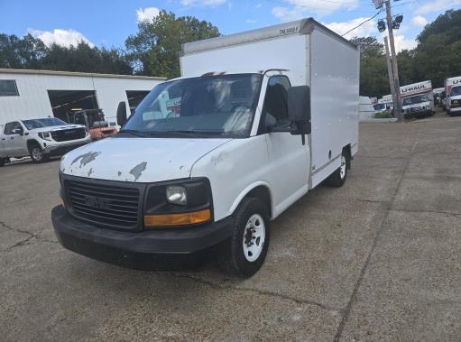 Used 2012 10 ' Box Truck for sale