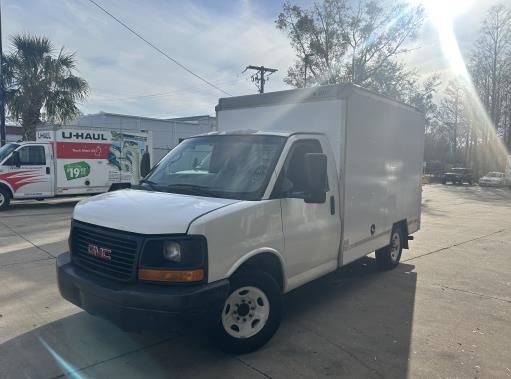 Used 2012 10 ' Box Truck for sale