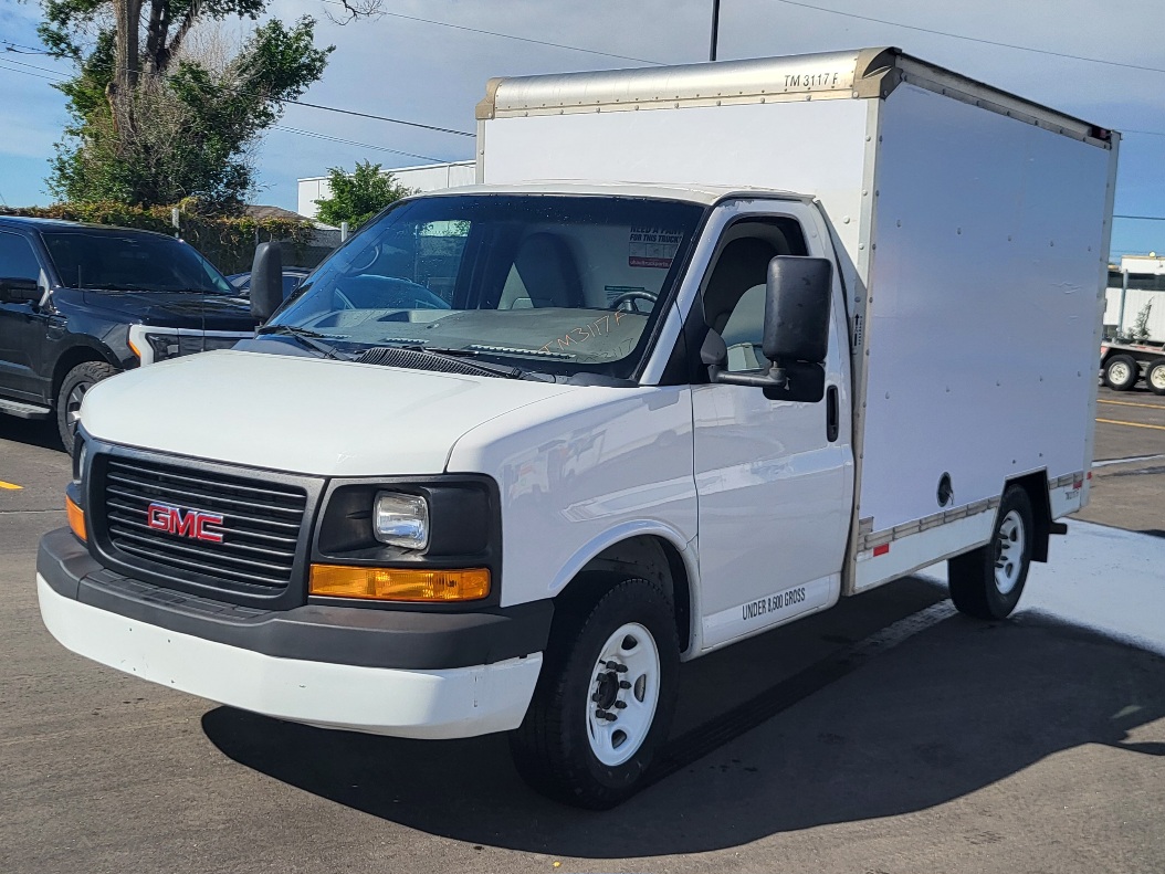 Used 2012 10 ' Box Truck for sale