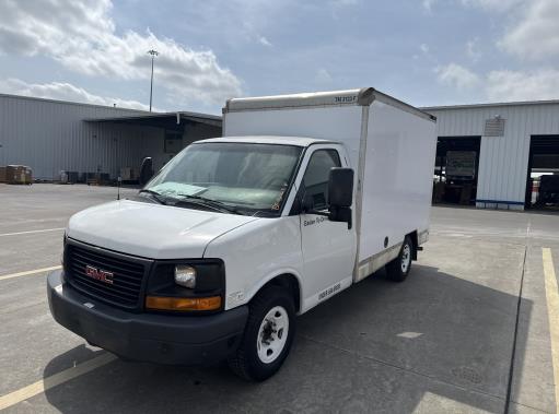 Used 2012 10 ' Box Truck for sale