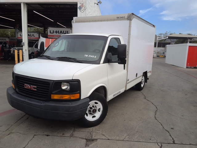 Used 2013 10 ' Box Truck for sale