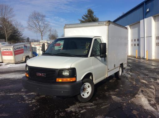 Used 2013 10 ' Box Truck for sale