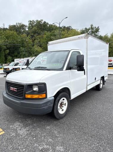 Used 2012 10 ' Box Truck for sale