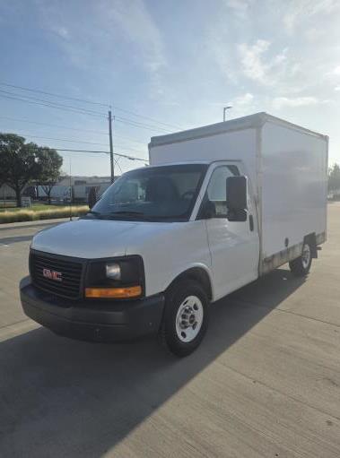 Used 2012 10 ' Box Truck for sale
