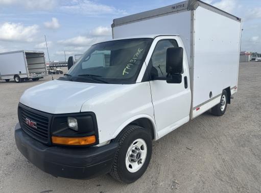 Used 2013 10 ' Box Truck for sale