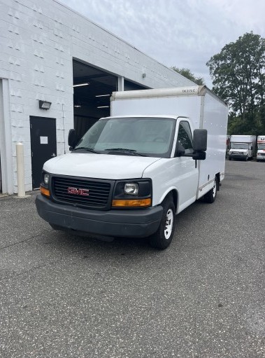 Used 2013 10 ' Box Truck for sale