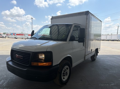 Used 2013 10 ' Box Truck for sale