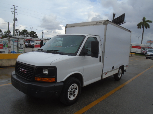 Used 2013 10 ' Box Truck for sale