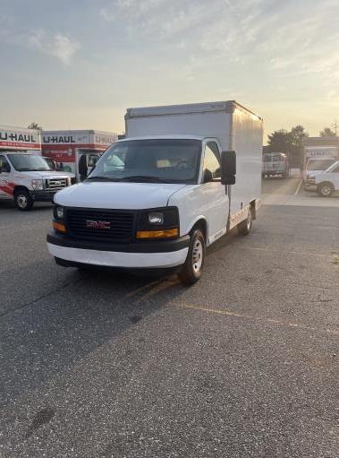 Used 2013 10 ' Box Truck for sale