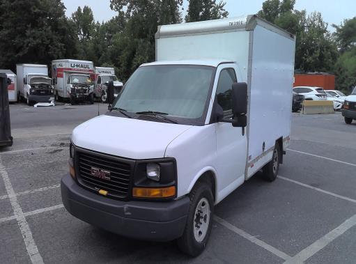 Used 2013 10 ' Box Truck for sale