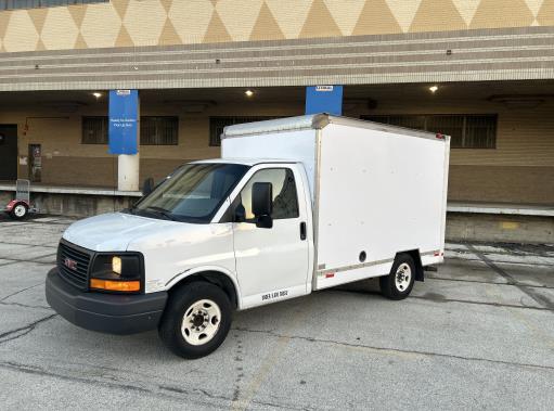 Used 2012 10 ' Box Truck for sale
