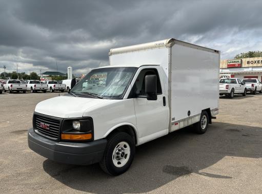 Used 2013 10 ' Box Truck for sale