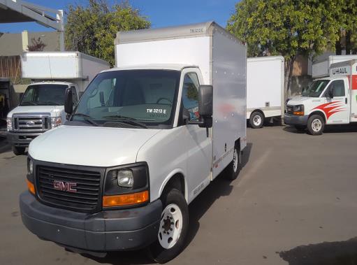 Used 2013 10 ' Box Truck for sale