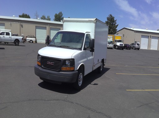 Used 2013 10 ' Box Truck for sale